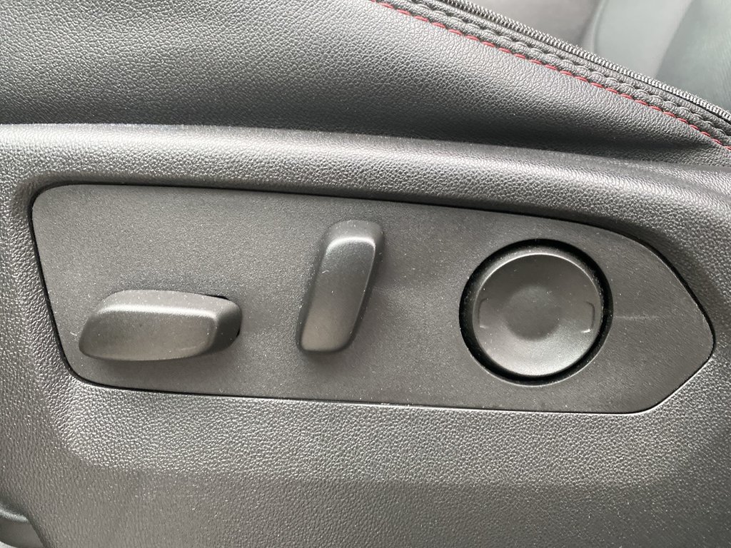 2024 Chevrolet TAHOE 4WD RST | SunRoof | HDCam | USB | Warranty to 2029 in Saint John, New Brunswick - 12 - w1024h768px