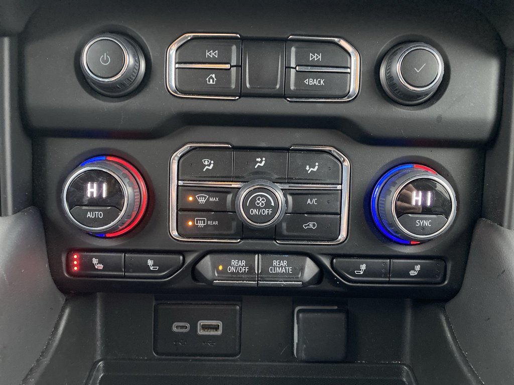 2024 Chevrolet TAHOE 4WD RST | SunRoof | HDCam | USB | Warranty to 2029 in Saint John, New Brunswick - 23 - w1024h768px