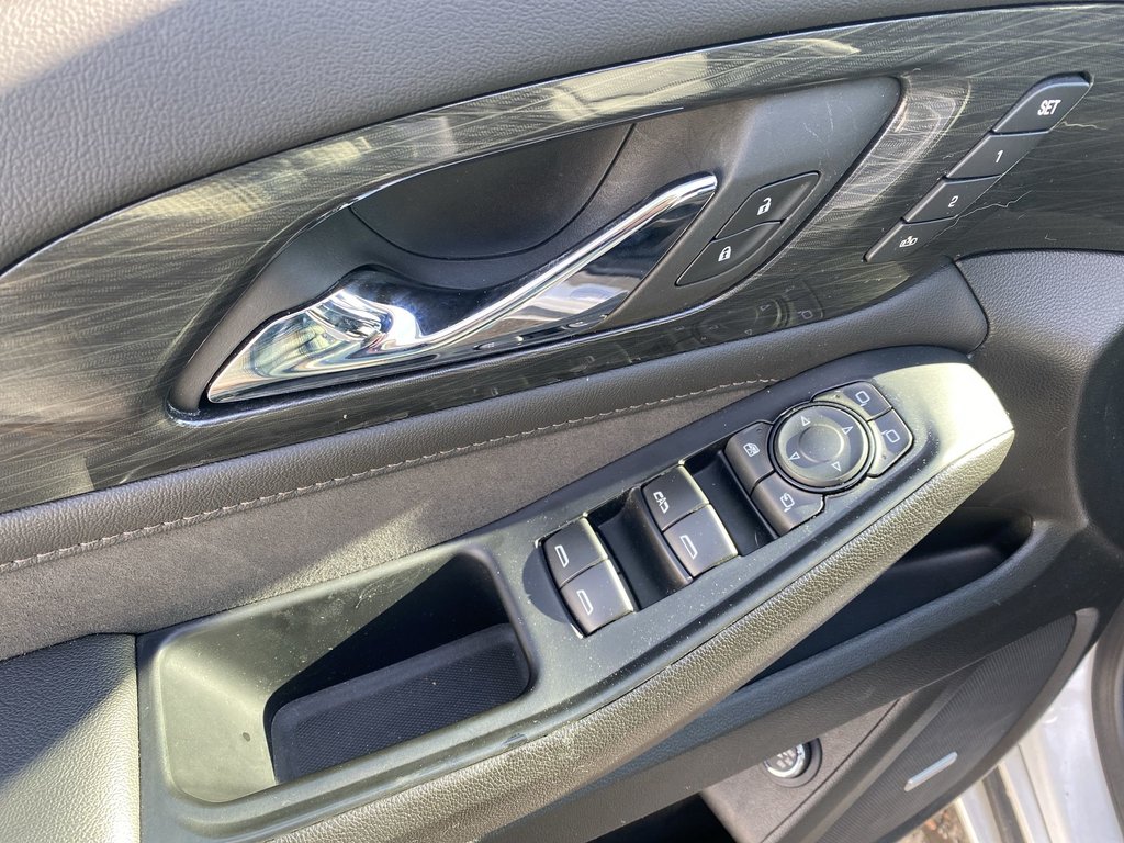 Chevrolet Traverse High Country | Leather | Roof | Warranty to 2029 2023 à Saint John, Nouveau-Brunswick - 13 - w1024h768px