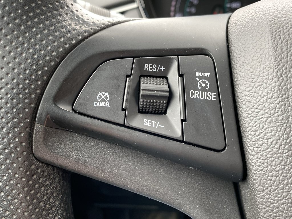 2020 Chevrolet TRAX LT | Cam | USB | Bluetooth | Cruise in Saint John, New Brunswick - 17 - w1024h768px