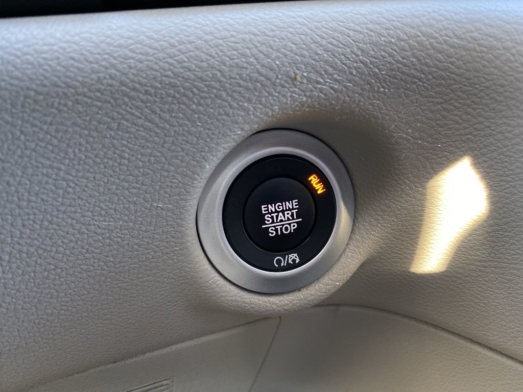 2024 Chrysler GRAND CARAVAN SXT | 7-Pass | Cam | HtdWheel | Warranty to 2029 in Saint John, New Brunswick - 16 - w1024h768px