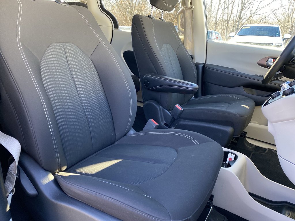 2024 Chrysler GRAND CARAVAN SXT | 7-Pass | Cam | HtdWheel | Warranty to 2029 in Saint John, New Brunswick - 32 - w1024h768px