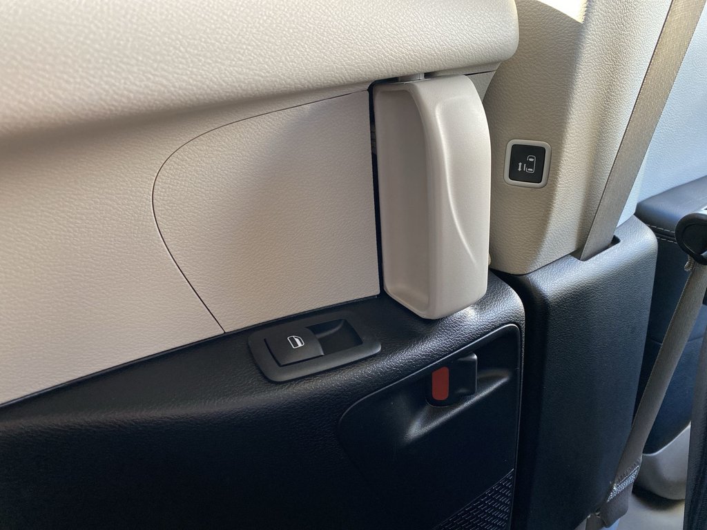 2024 Chrysler GRAND CARAVAN SXT | 7-Pass | Cam | HtdWheel | Warranty to 2029 in Saint John, New Brunswick - 28 - w1024h768px