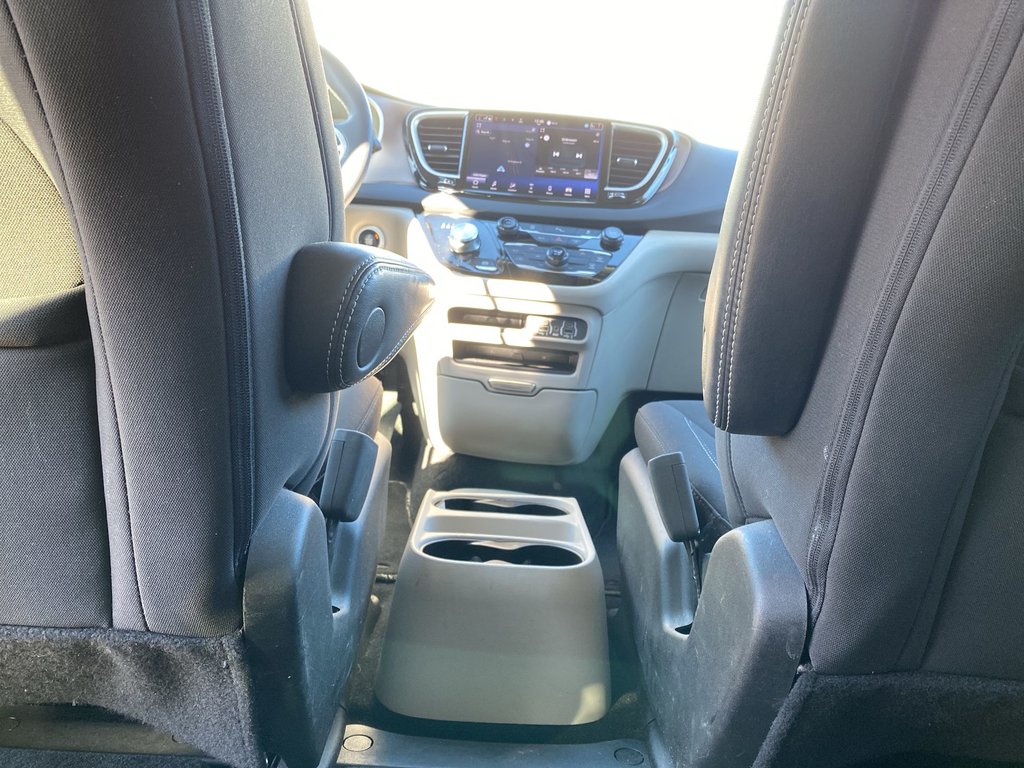 2024 Chrysler GRAND CARAVAN SXT | 7-Pass | Cam | HtdWheel | Warranty to 2029 in Saint John, New Brunswick - 27 - w1024h768px