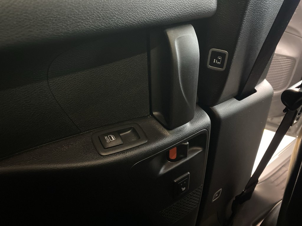 2025 Chrysler Pacifica in Antigonish, Nova Scotia - 29 - w1024h768px