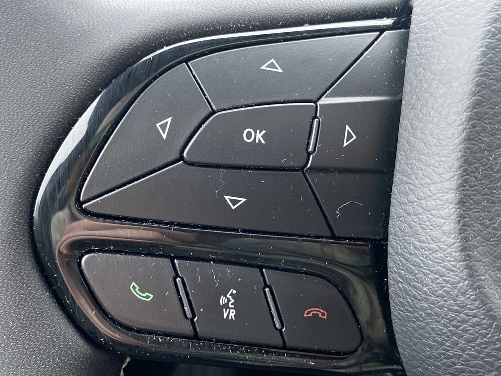 2025 Chrysler Pacifica in Antigonish, Nova Scotia - 17 - w1024h768px