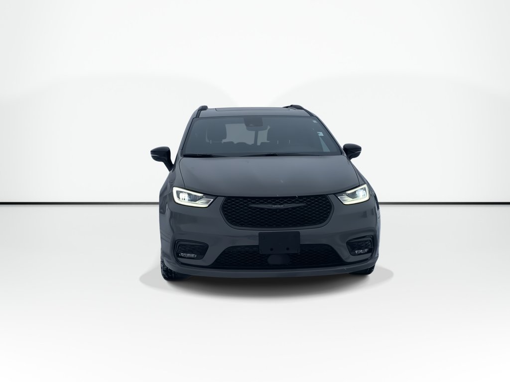 2025 Chrysler Pacifica in Antigonish, Nova Scotia - 3 - w1024h768px