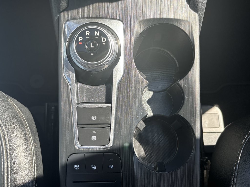 2020 Ford ESCAPE Titanium Hybrid | Leather | Nav | Cam | USB | in Saint John, New Brunswick - 25 - w1024h768px