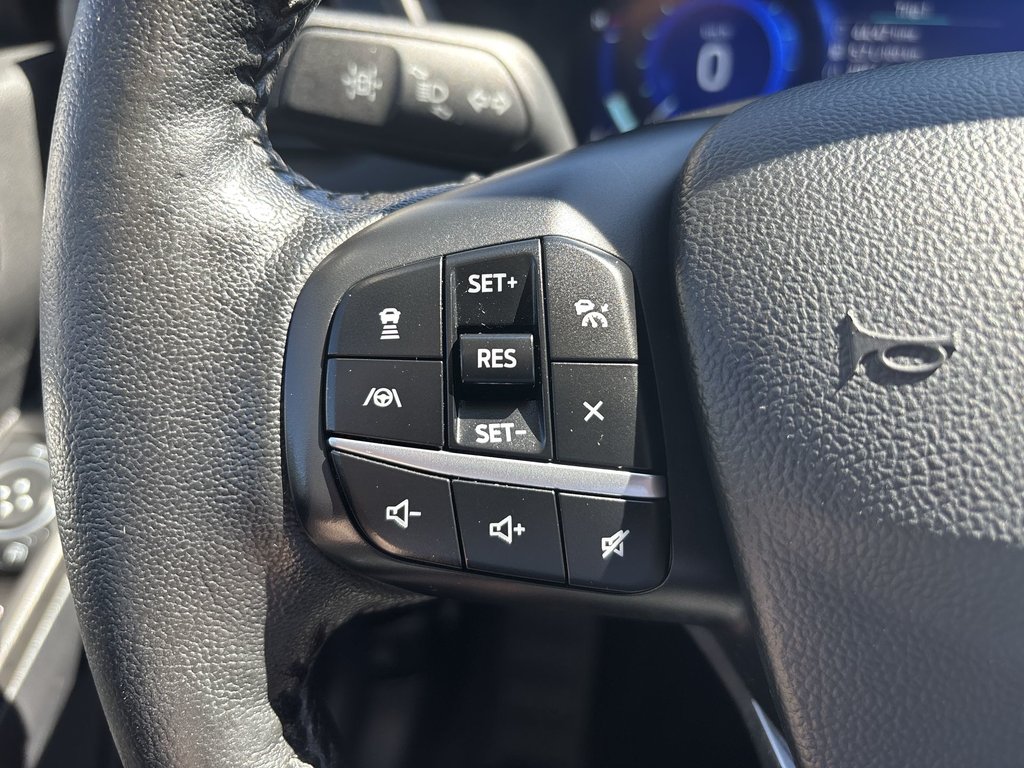 2020 Ford ESCAPE Titanium Hybrid | Leather | Nav | Cam | USB | in Saint John, New Brunswick - 17 - w1024h768px