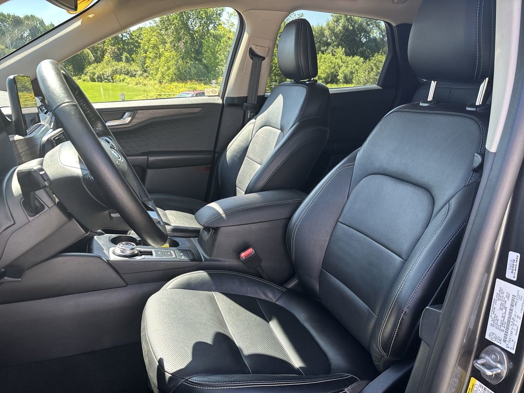 2020 Ford ESCAPE Titanium Hybrid | Leather | Nav | Cam | USB | in Saint John, New Brunswick - 11 - w1024h768px
