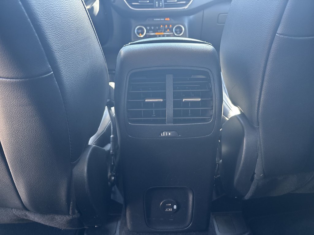 2020 Ford ESCAPE Titanium Hybrid | Leather | Nav | Cam | USB | in Saint John, New Brunswick - 27 - w1024h768px