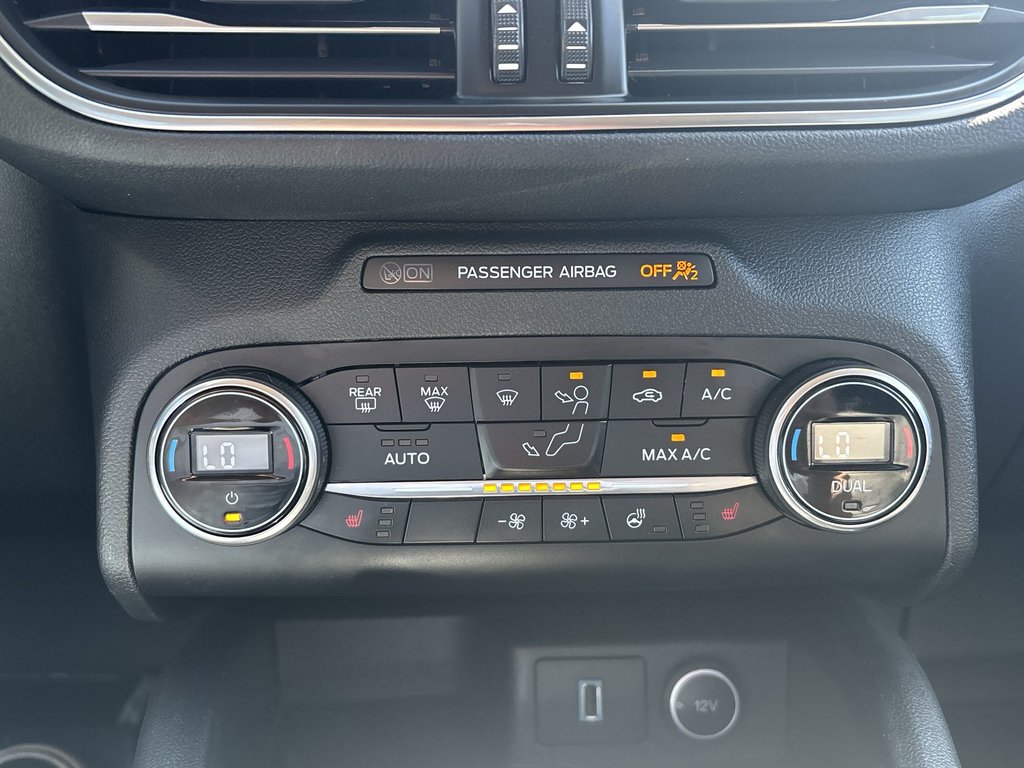 2020 Ford ESCAPE Titanium Hybrid | Leather | Nav | Cam | USB | in Saint John, New Brunswick - 23 - w1024h768px
