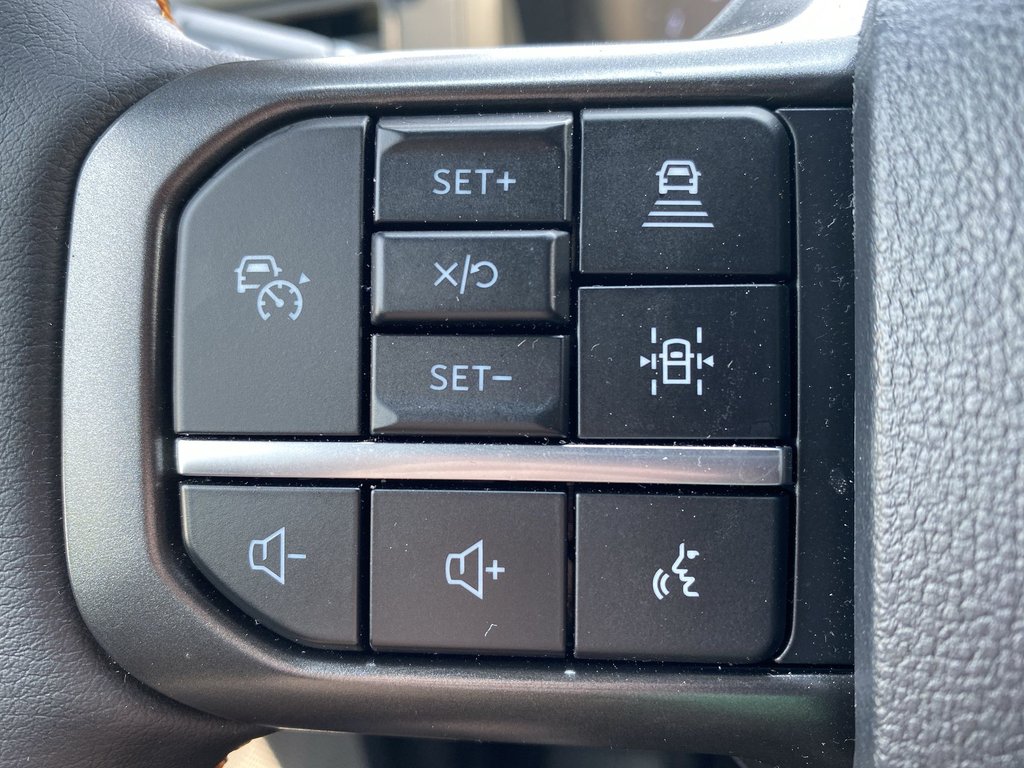 2025 Ford F-150 BASE in Saint John, New Brunswick - 17 - w1024h768px
