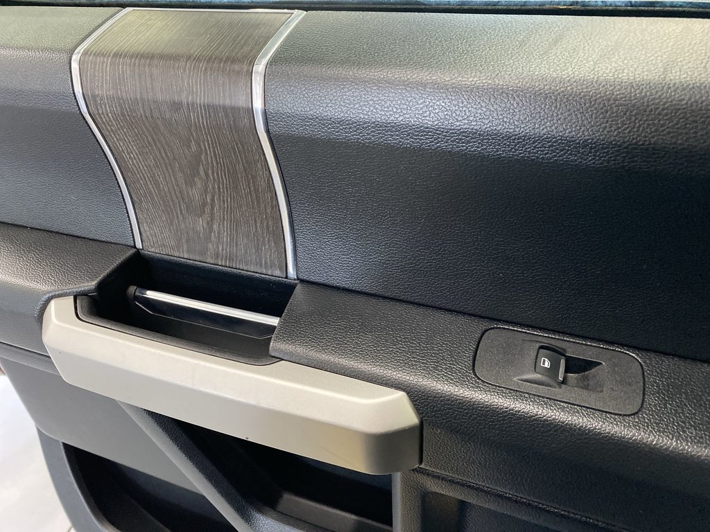 2020 Ford F-350 SRW LARIAT | Diesel | Leather | Cam | HtdMirror in Saint John, New Brunswick - 29 - w1024h768px