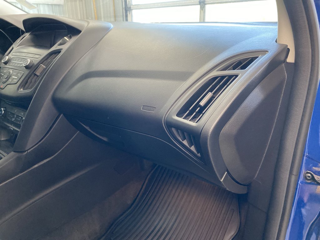 2018 Ford FOCUS SE | Htd Seats | Cruise | Cam | Bluetooth in Saint John, New Brunswick - 34 - w1024h768px