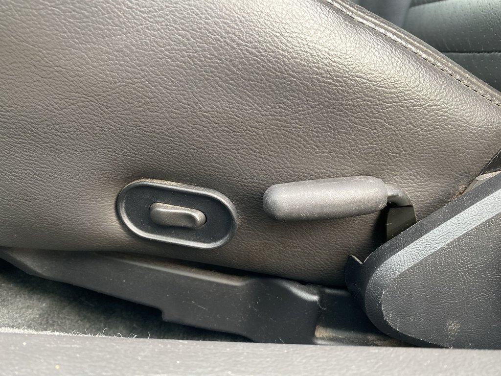 2003 Ford MUSTANG in Antigonish, Nova Scotia - 12 - w1024h768px