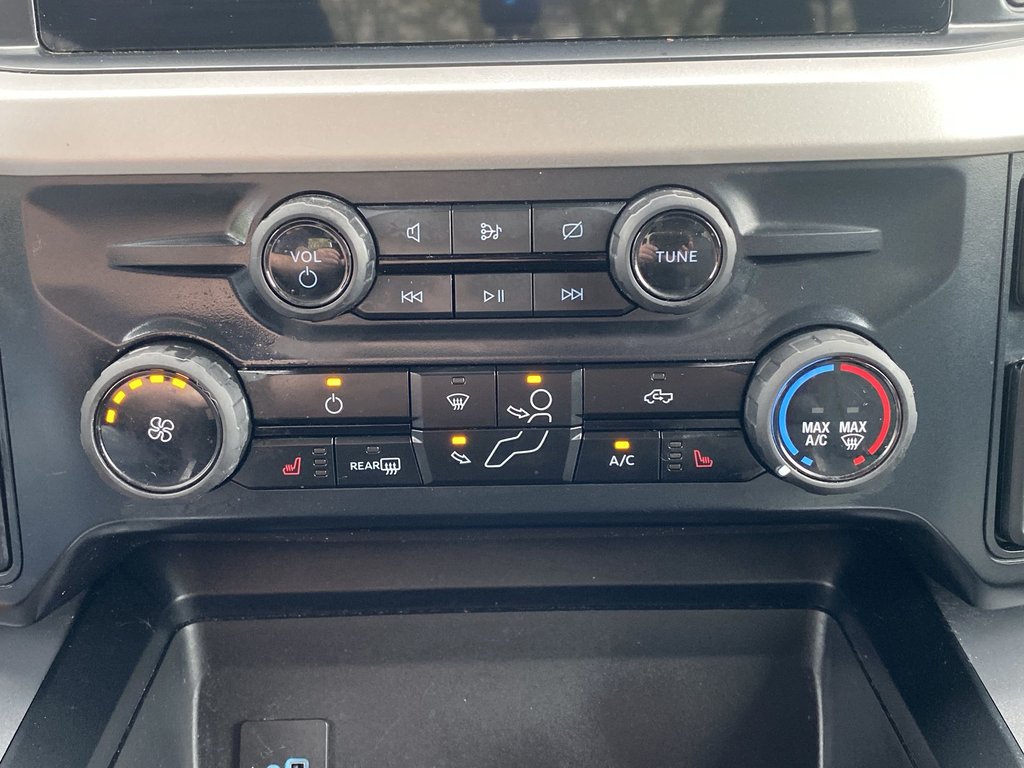 2024 Ford SUPER DUTY F-250 SRW XLT | 4WD | Warranty Until Oct 2029 in Saint John, New Brunswick - 23 - w1024h768px