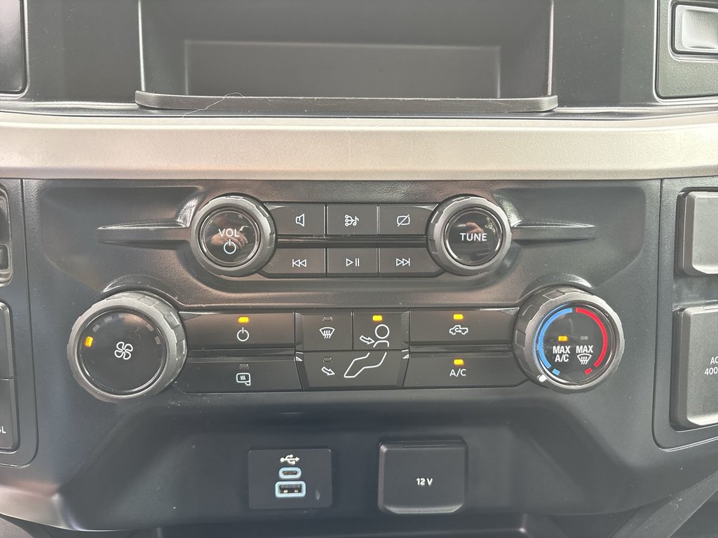 2024 Ford SUPER DUTY F-250 SRW XLT | Cam | USB | Bluetooth | Cruise in Saint John, New Brunswick - 23 - w1024h768px