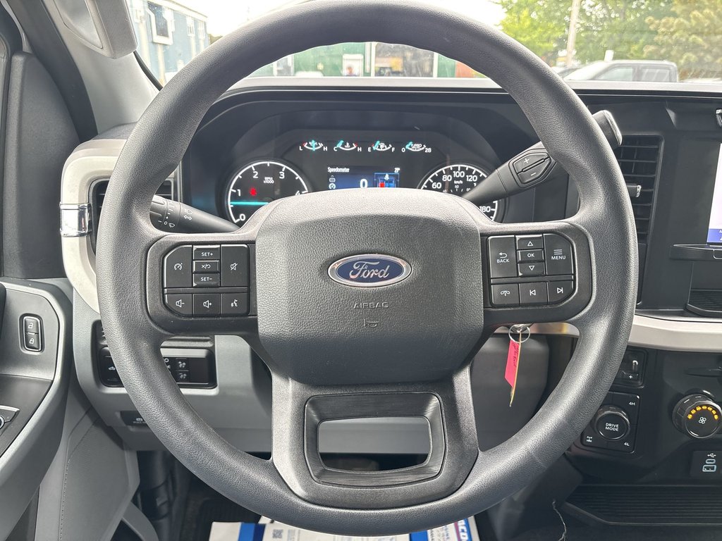 2024 Ford SUPER DUTY F-250 SRW XLT | Cam | USB | Bluetooth | Cruise in Saint John, New Brunswick - 14 - w1024h768px