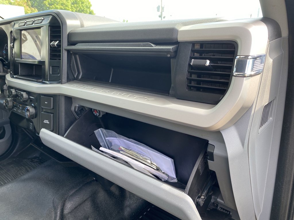 Ford SUPER DUTY F-350 SRW XLT 2023 à Saint John, Nouveau-Brunswick - 29 - w1024h768px
