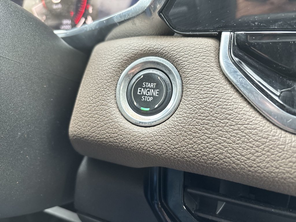 2023 GMC Canyon in Antigonish, Nova Scotia - 16 - w1024h768px
