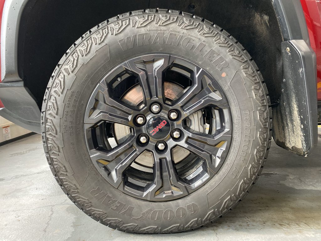 2025 GMC CANYON in Antigonish, Nova Scotia - 10 - w1024h768px