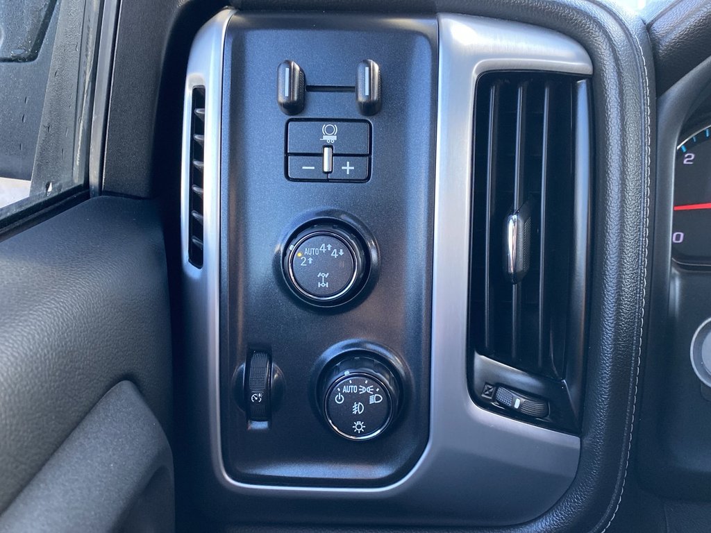 2019 GMC SIERRA 1500 LIMITED SLE | Cam | Bluetooth | Cruise in Saint John, New Brunswick - 19 - w1024h768px