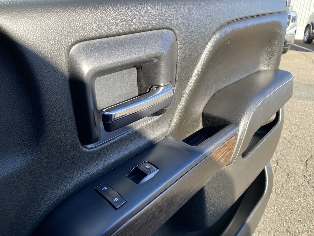 2017 GMC SIERRA 1500 in Antigonish, Nova Scotia - 37 - w1024h768px