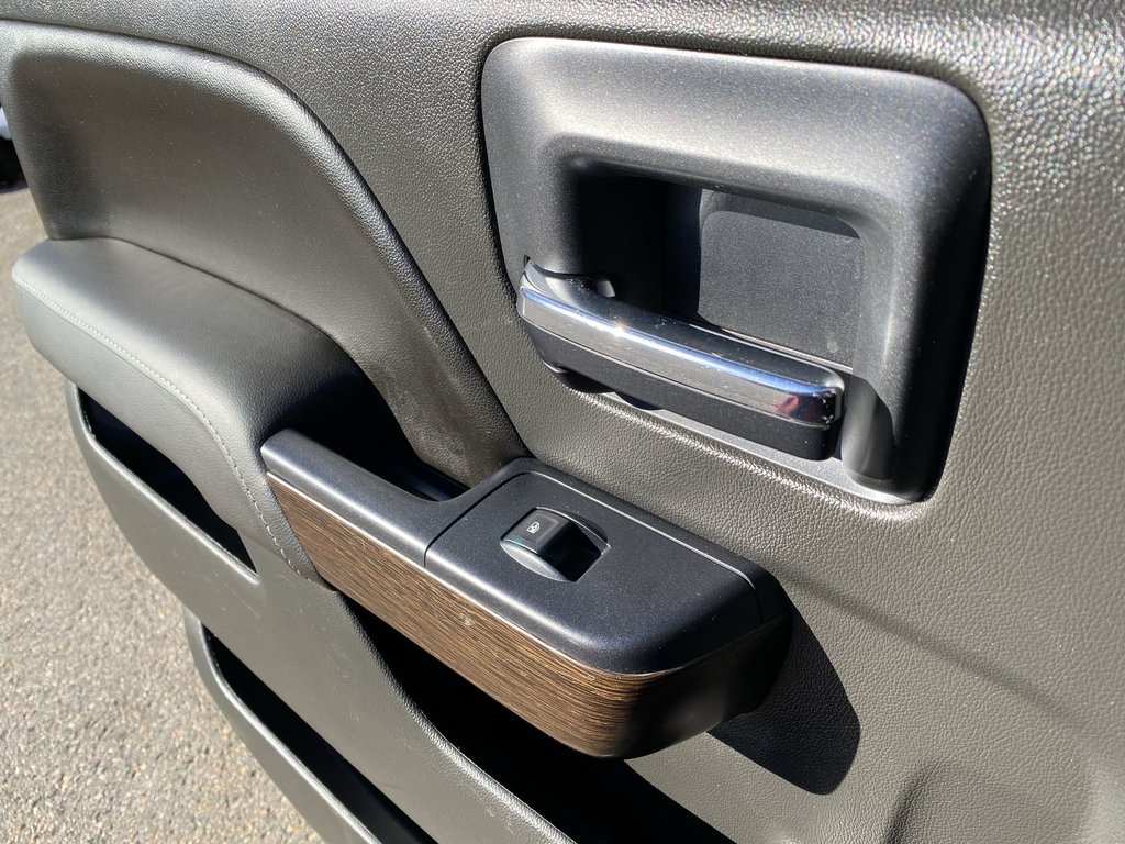 2017 GMC SIERRA 1500 in Antigonish, Nova Scotia - 29 - w1024h768px