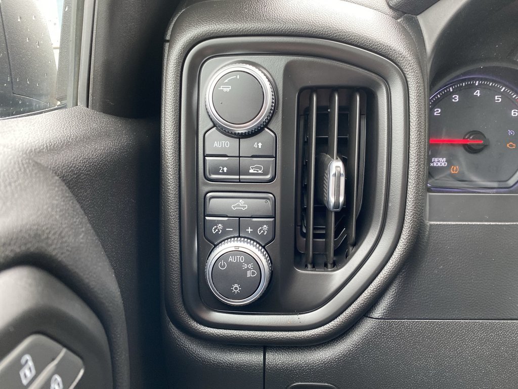 2019 GMC SIERRA 1500 Crew Cab | 4WD | Cam | V8 in Saint John, New Brunswick - 19 - w1024h768px