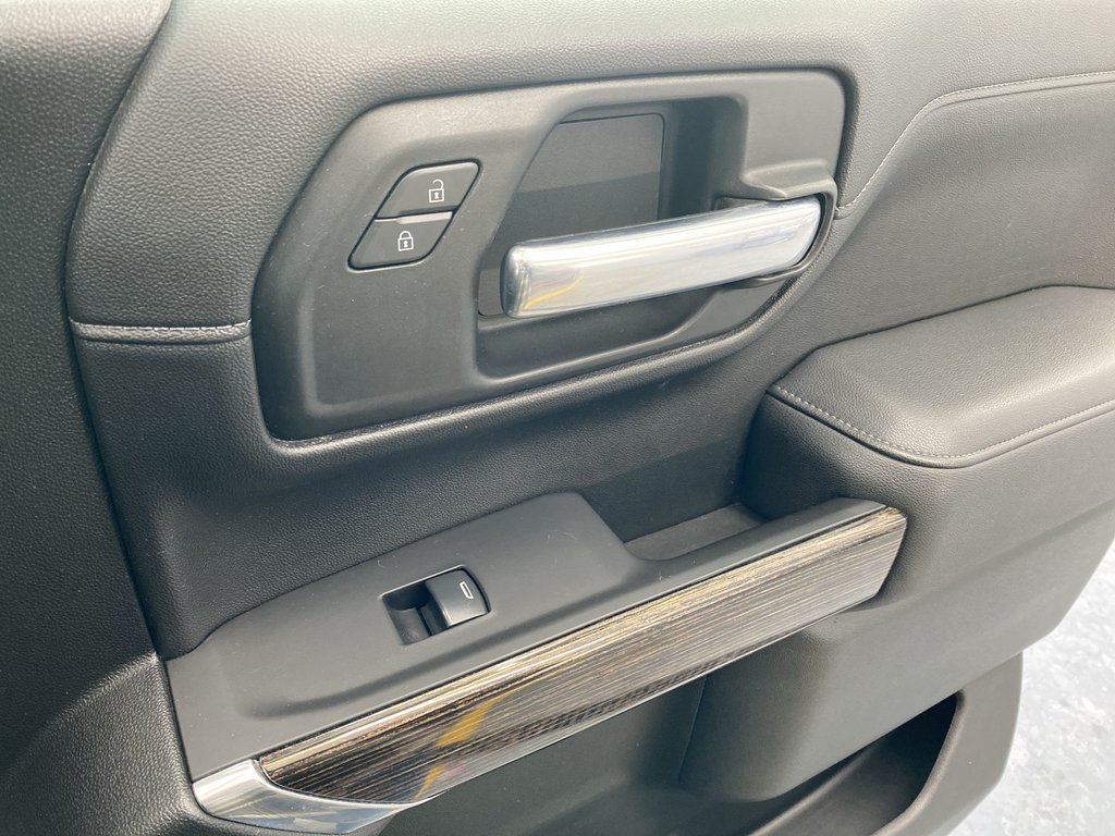 2020 GMC SIERRA 1500 SLE in Saint John, New Brunswick - 35 - w1024h768px