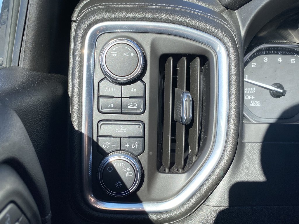 2020 GMC SIERRA 1500 SLE in Saint John, New Brunswick - 19 - w1024h768px