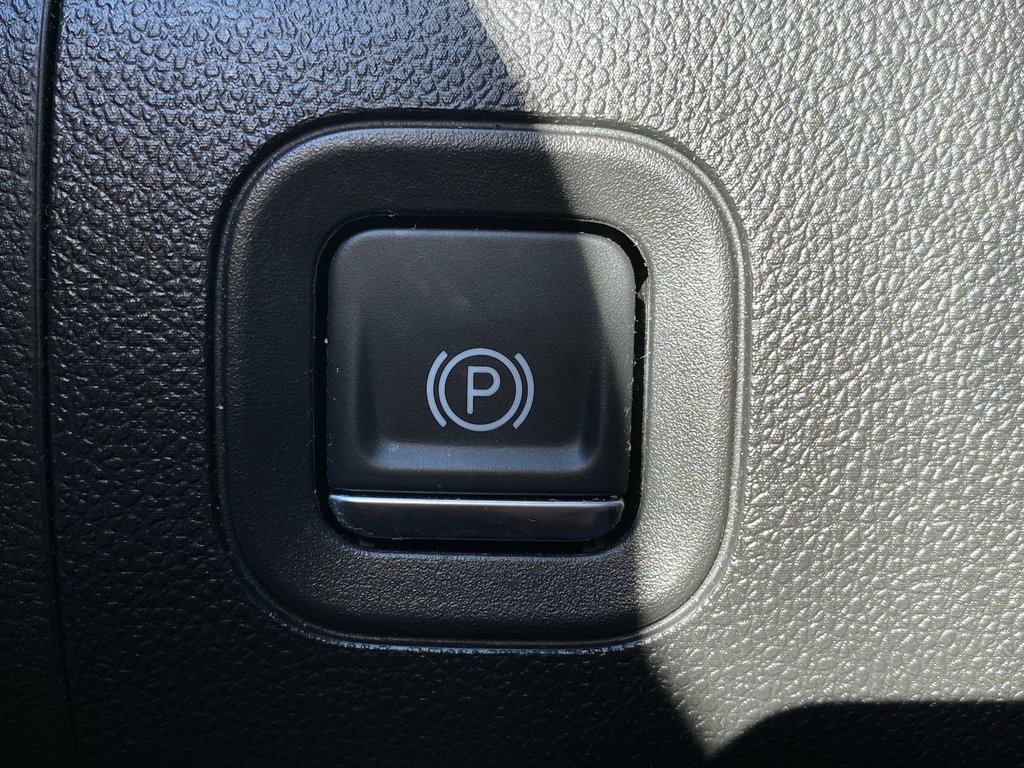 2020 GMC SIERRA 1500 SLE in Saint John, New Brunswick - 25 - w1024h768px