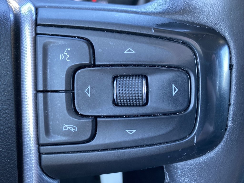 2020 GMC SIERRA 1500 SLE in Saint John, New Brunswick - 18 - w1024h768px