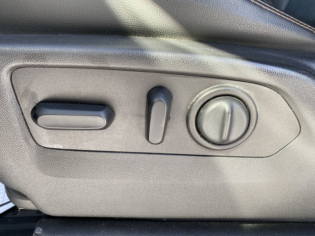 2020 GMC SIERRA 1500 AT4 in Saint John, New Brunswick - 12 - w1024h768px