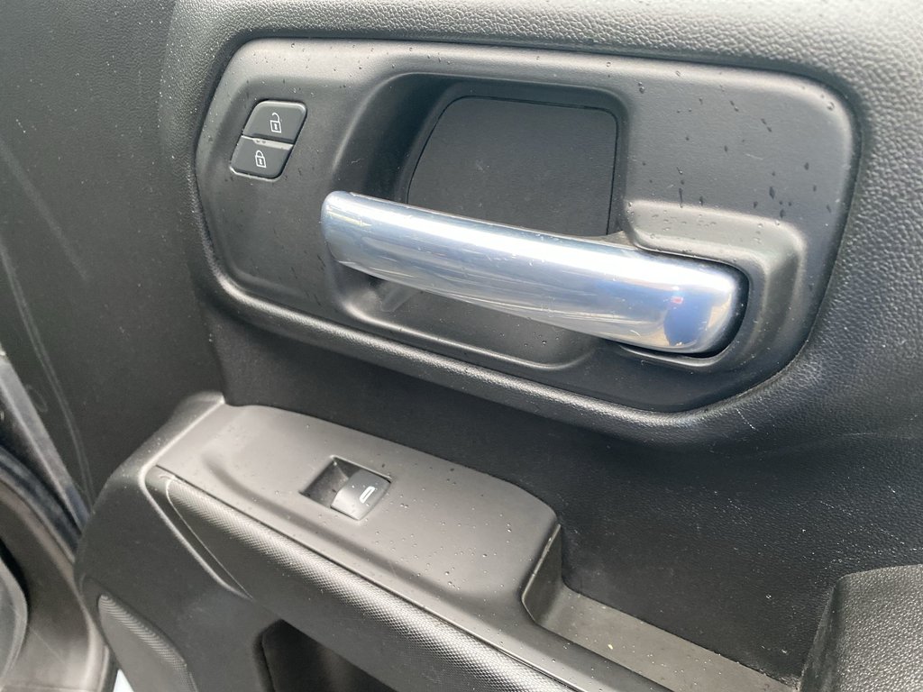 2021 GMC SIERRA 1500 BASE | Cam | USB | BT | Keyless | Cruise in Saint John, New Brunswick - 35 - w1024h768px