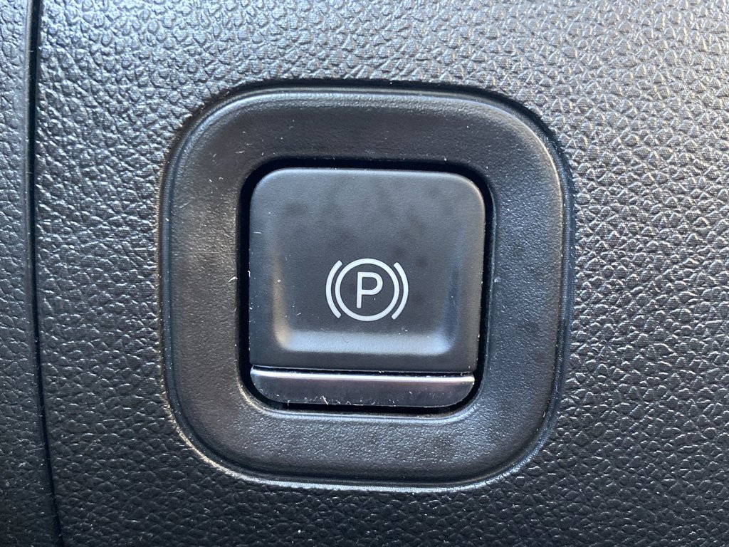 2021 GMC SIERRA 1500 AT4 | Htd Seats | Htd Wheel | Hud in Saint John, New Brunswick - 26 - w1024h768px