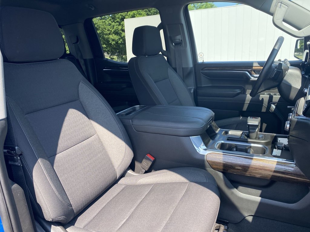 2023 GMC SIERRA 1500 Elevation | Cam | USB | HtdSeat | Bluetooth in Saint John, New Brunswick - 33 - w1024h768px