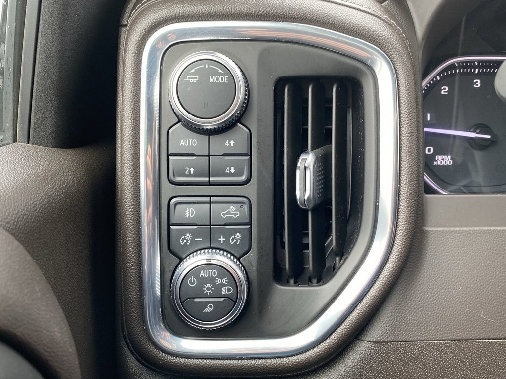 2021 GMC Sierra 2500 HD SLT | Htd Seats | Cooled Seats | Diesel in Saint John, New Brunswick - 19 - w1024h768px