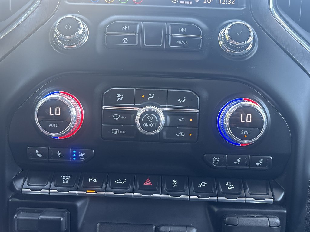 2022 GMC SIERRA 2500 HD AT4 | Leather Roof | Nav | in Saint John, New Brunswick - 23 - w1024h768px