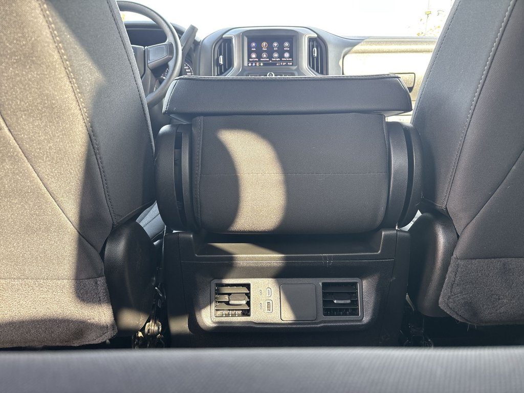 GMC Sierra 3500 HD Pro Crew 4x4 | Cam | USB | Bluetooth | Cruise 2025 à Saint John, Nouveau-Brunswick - 27 - w1024h768px