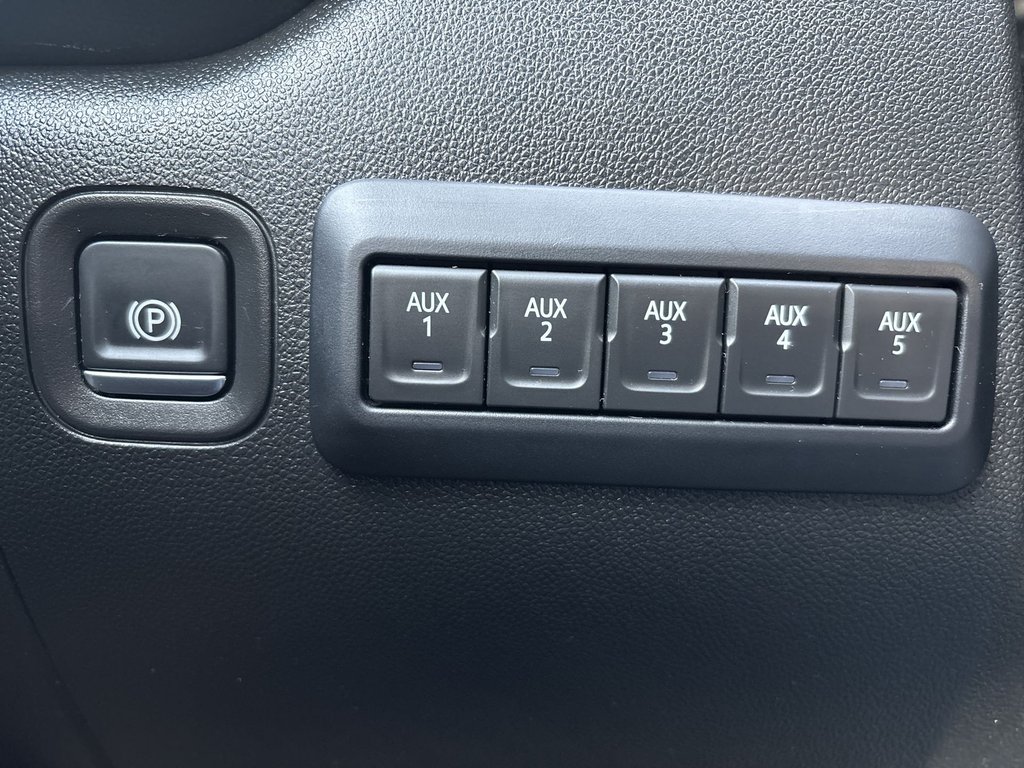 GMC Sierra 3500 HD Pro Crew 4x4 | Cam | USB | Bluetooth | Cruise 2025 à Saint John, Nouveau-Brunswick - 25 - w1024h768px