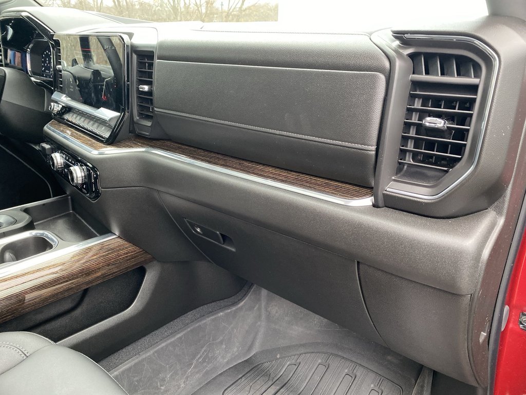 2024 GMC SIERRA in Antigonish, Nova Scotia - 35 - w1024h768px