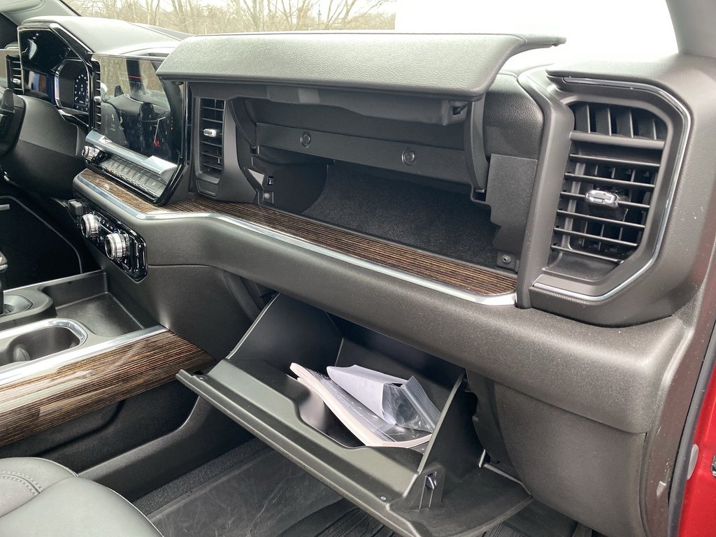 2024 GMC SIERRA in Antigonish, Nova Scotia - 34 - w1024h768px