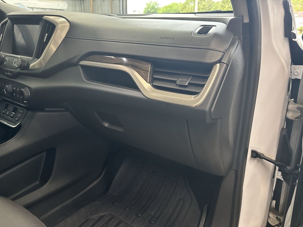 2020 GMC TERRAIN BASE in Saint John, New Brunswick - 35 - w1024h768px