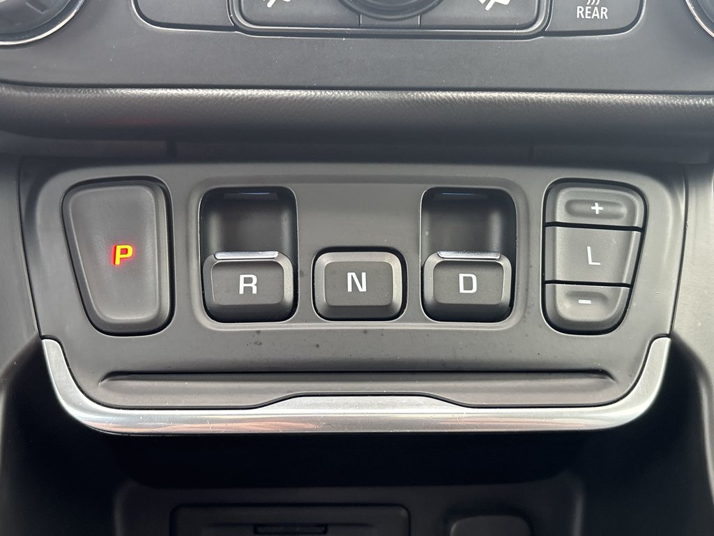 2020 GMC TERRAIN BASE in Saint John, New Brunswick - 25 - w1024h768px