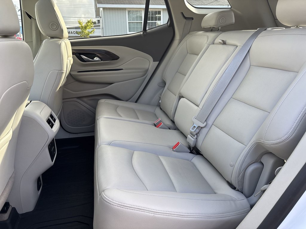 2020 GMC TERRAIN Denali in Saint John, New Brunswick - 27 - w1024h768px