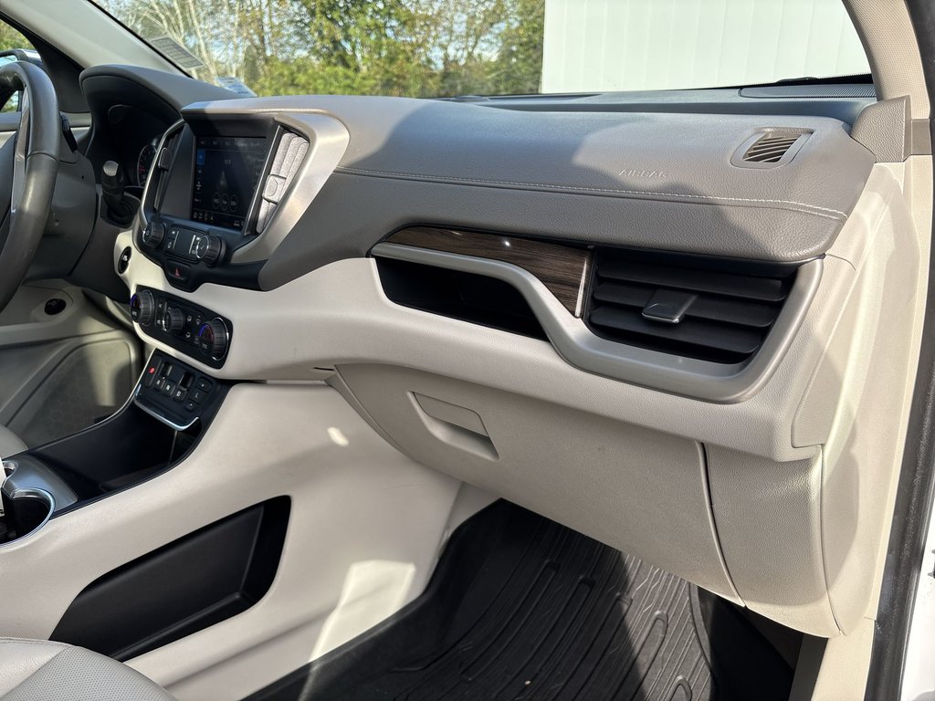 2020 GMC TERRAIN Denali in Saint John, New Brunswick - 35 - w1024h768px