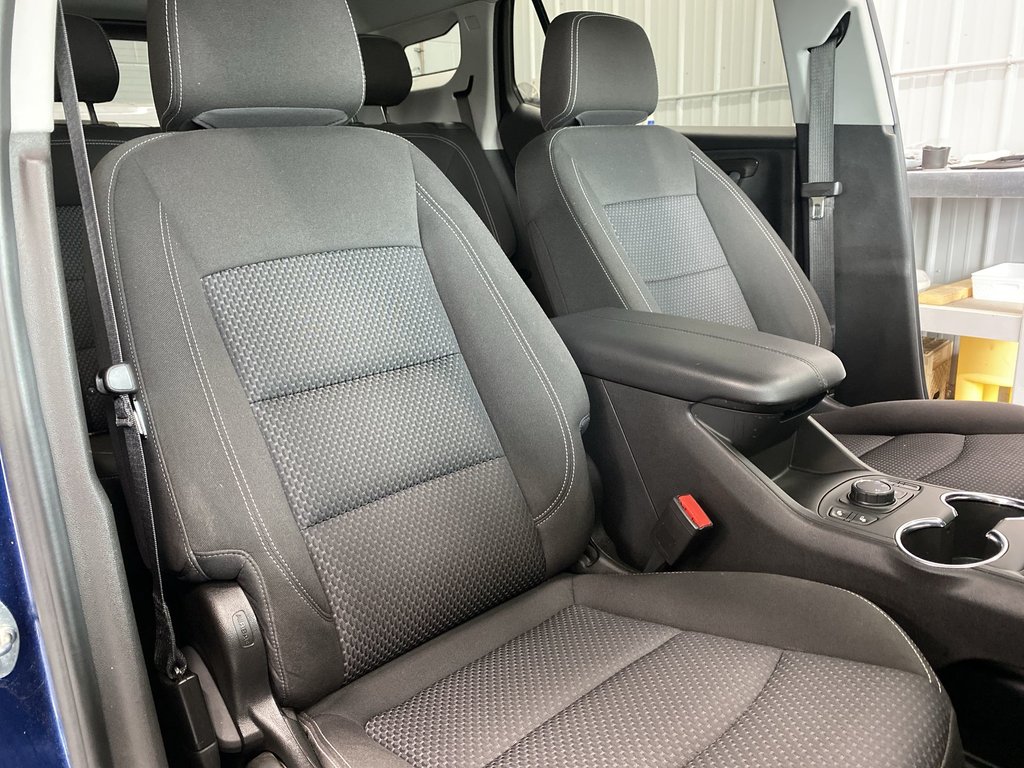 2022 GMC TERRAIN SLE in Saint John, New Brunswick - 33 - w1024h768px