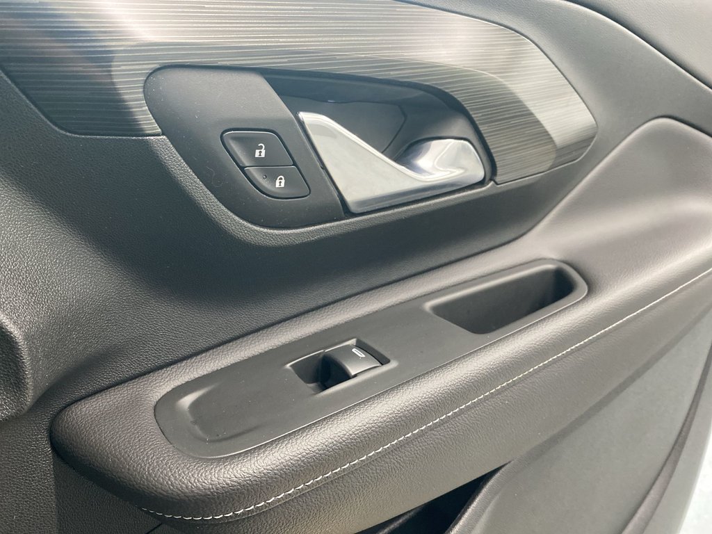 2022 GMC TERRAIN SLE in Saint John, New Brunswick - 36 - w1024h768px